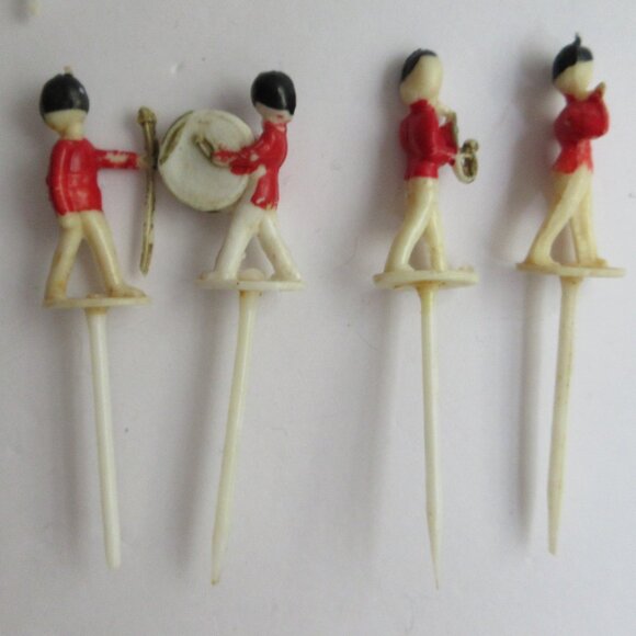 17 pc Christmas Cupcake Picks Santa Heads,  Soldiers, Candle Holders + Spir-It - Picture 7 of 15
